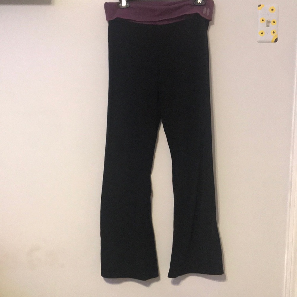 vs yoga pants